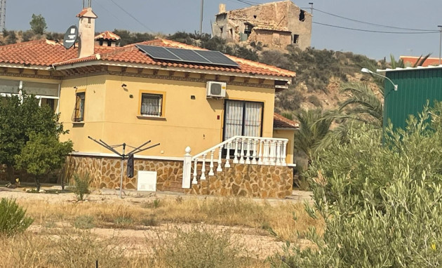 Herverkoop - 5. Finca / Country Property - Abanilla