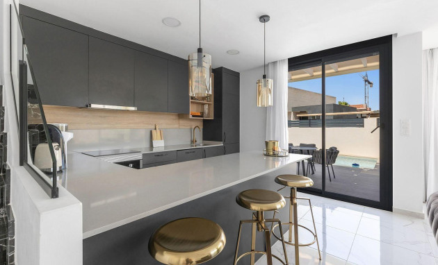 Herverkoop - House - Los Montesinos - Pueblo 8