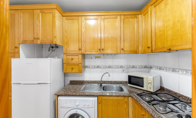 Revente - Ground Floor - Torrevieja - Estacion de autobuses