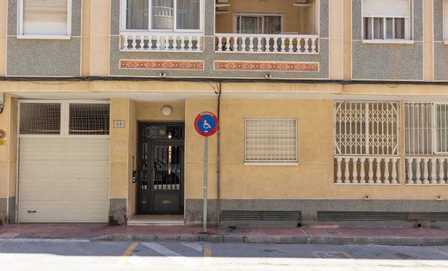 Revente - Ground Floor - Torrevieja - Estacion de autobuses