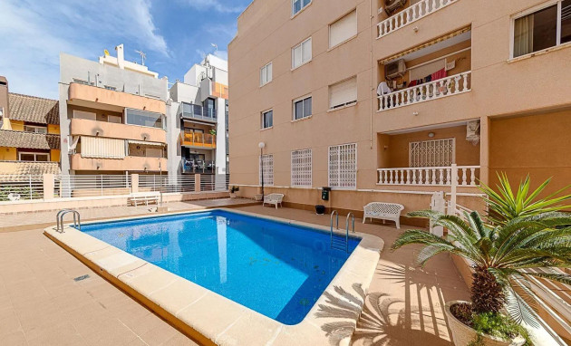 Herverkoop - Apartment - Torrevieja - Playa del cura