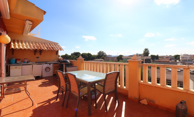 Herverkoop - Apartment - Rafal - Rafal - Town