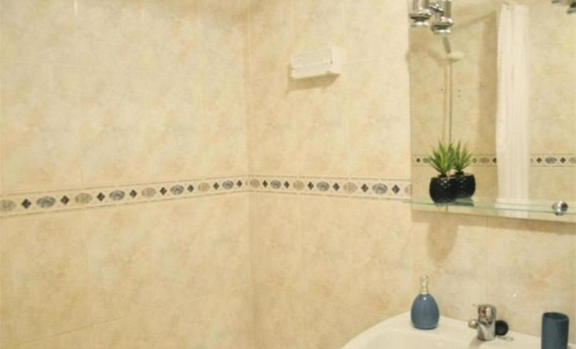 Herverkoop - Studio - Torrevieja - Estacion de autobuses