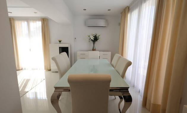 Herverkoop - Villa - Cabo Roig - Costa blanca