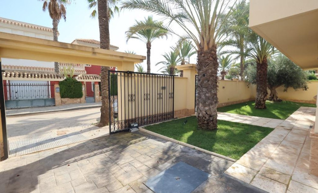 Herverkoop - Villa - Cabo Roig - Costa blanca
