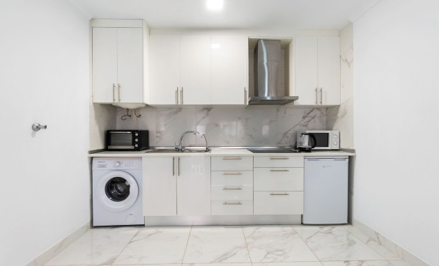 Herverkoop - Apartment - Torrevieja - Centro