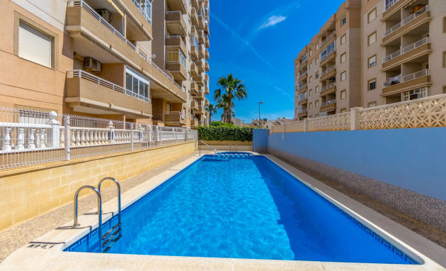 Herverkoop - Apartment - Torrevieja - Centro