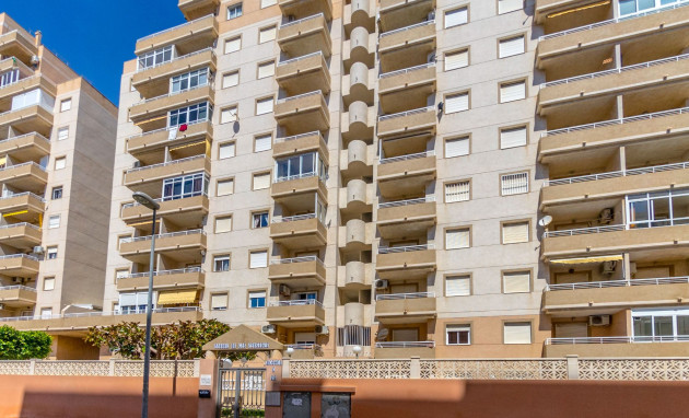 Herverkoop - Apartment - Torrevieja - Centro