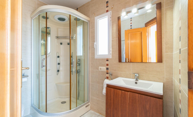 Herverkoop - Villa - Orihuela Costa - La Zenia