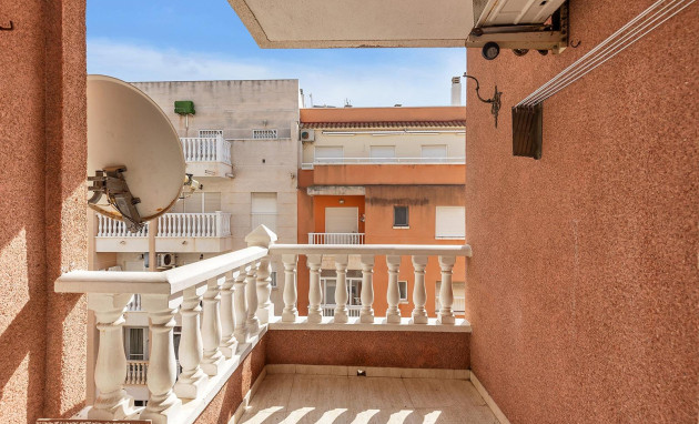 Herverkoop - Apartment - Torrevieja - Estacion de autobuses