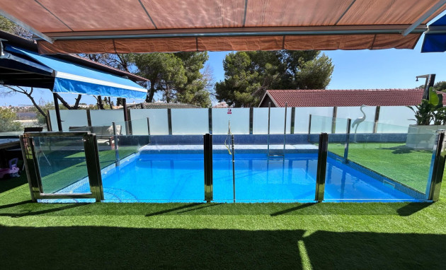 Herverkoop - Villa - Orihuela Costa - Montezenia