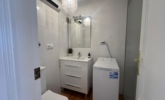 Herverkoop - Apartment - Torrevieja - Playa de los locos