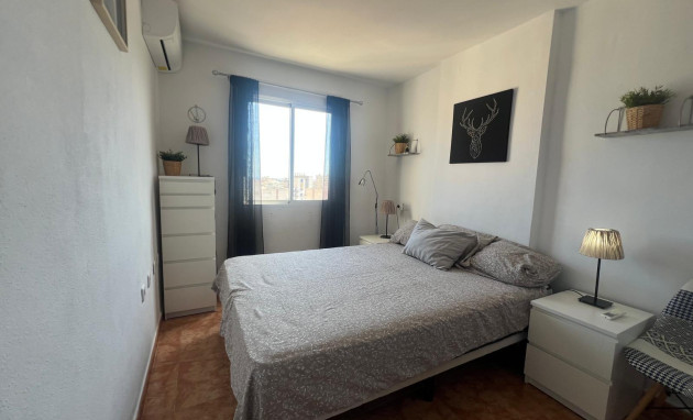 Herverkoop - Apartment - Torrevieja - Playa de los locos