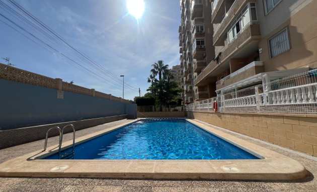 Herverkoop - Apartment - Torrevieja - Playa de los locos