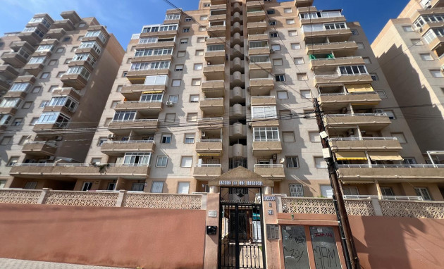 Herverkoop - Apartment - Torrevieja - Playa de los locos
