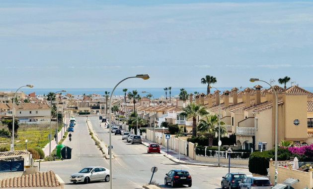Herverkoop - Villa - Orihuela Costa - La Zenia