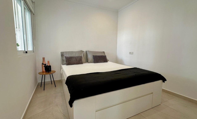 Herverkoop - Apartment - Torrevieja - El limonar