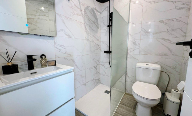 Herverkoop - Apartment - Torrevieja - El limonar