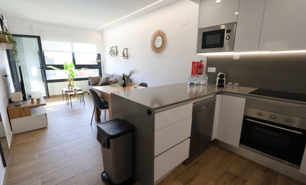 Revente - Apartment - Orihuela Costa - Villamartín-Las Filipinas