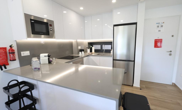 Revente - Apartment - Orihuela Costa - Villamartín-Las Filipinas