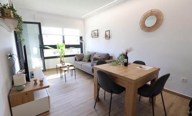 Revente - Apartment - Orihuela Costa - Villamartín-Las Filipinas