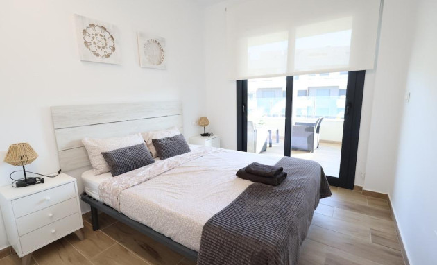 Revente - Apartment - Orihuela Costa - Villamartín-Las Filipinas