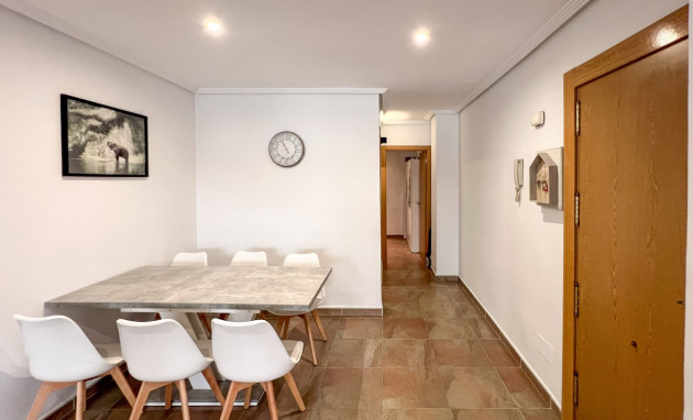 Herverkoop - 1. Apartment / flat - Playa Del Cura - Torrevieja