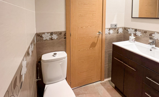 Herverkoop - 1. Apartment / flat - Playa Del Cura - Torrevieja