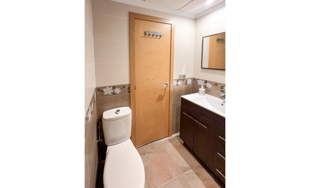 Herverkoop - 1. Apartment / flat - Playa Del Cura - Torrevieja