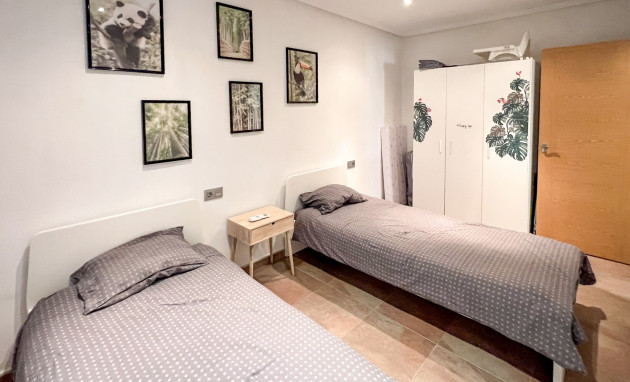 Herverkoop - 1. Apartment / flat - Playa Del Cura - Torrevieja