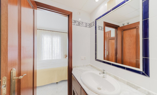 Herverkoop - Apartment - Torrevieja - Playa de los locos
