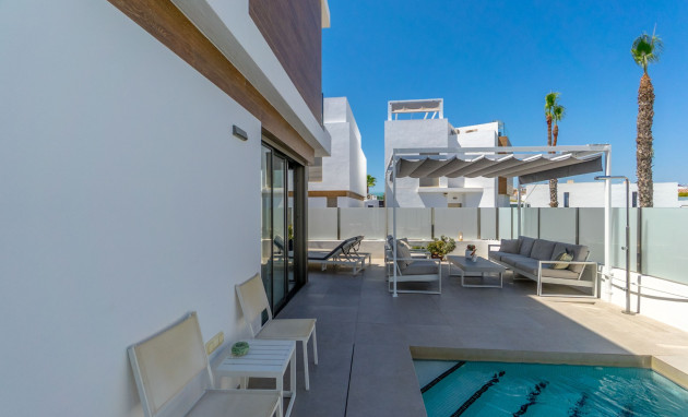 Herverkoop - Detached Villa - Orihuela Costa - Villamartin