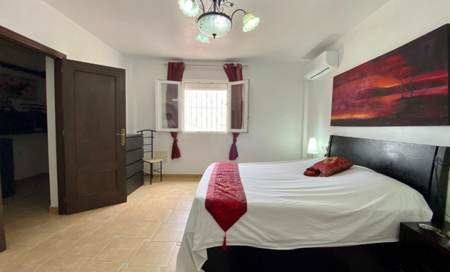 Herverkoop - Detached Villa - Algorfa - Lomas de La Juliana