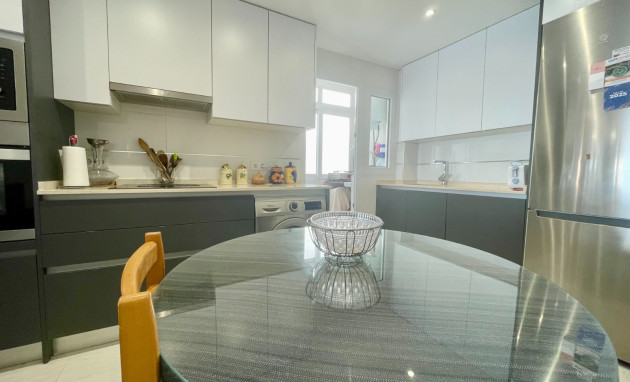 Herverkoop - Apartment - Torrevieja - Playa Del Cura