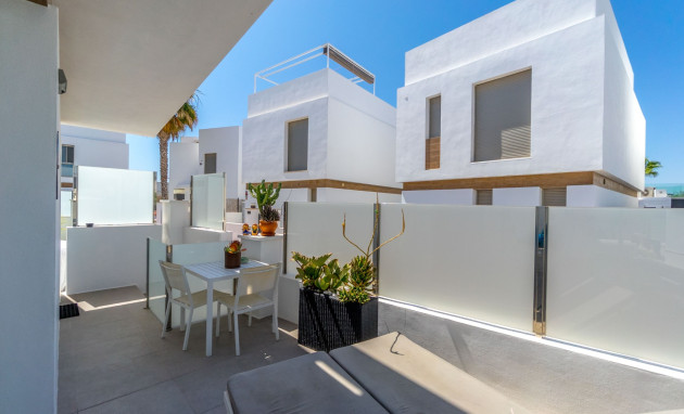 Herverkoop - Detached Villa - Orihuela Costa - Villamartin