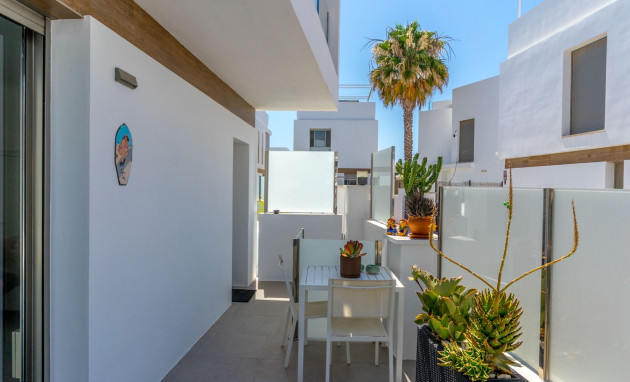 Herverkoop - Detached Villa - Orihuela Costa - Villamartin