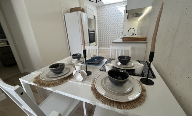 Revente - Casa de Pueblo - Torrevieja - Torreta - Florida