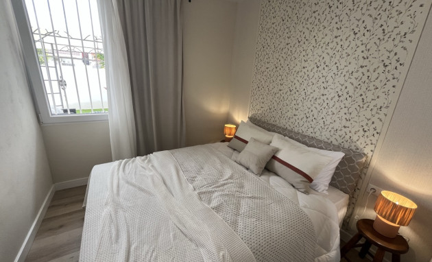 Revente - Casa de Pueblo - Torrevieja - Torreta - Florida