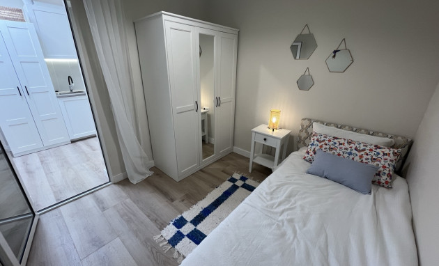 Revente - Casa de Pueblo - Torrevieja - Torreta - Florida