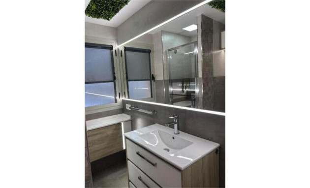 Herverkoop - Apartment - Torrevieja - Playa del cura