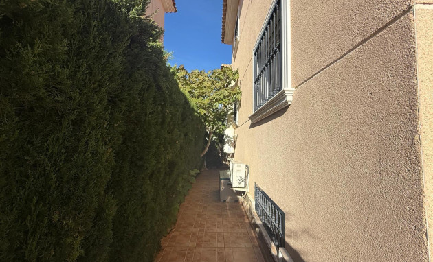 Herverkoop - Villa - Orihuela Costa - La Florida