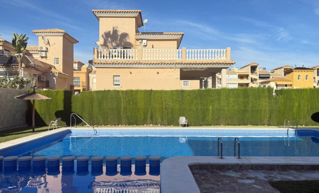 Herverkoop - Villa - Orihuela Costa - La Florida