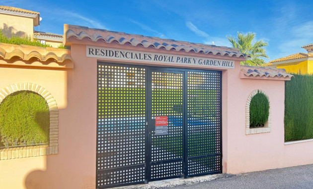 Herverkoop - Villa - Orihuela Costa - La Florida