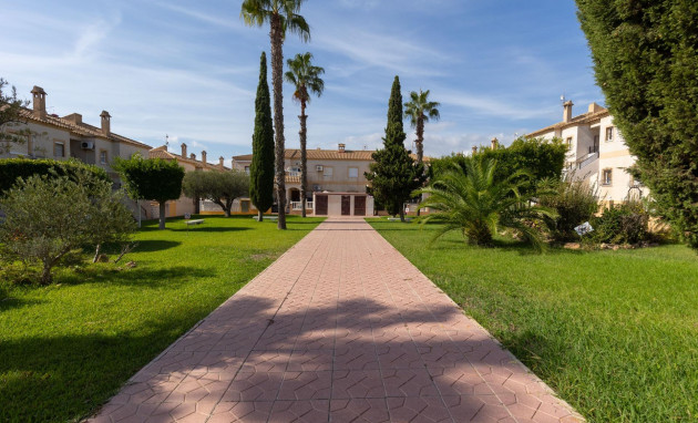 Lange Termijn Verhuur - Bungalow - Gelijkvloers - Torrevieja - Zona los Frutales