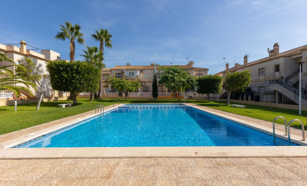Lange Termijn Verhuur - Bungalow - Gelijkvloers - Torrevieja - Zona los Frutales