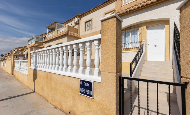 Lange Termijn Verhuur - Bungalow - Gelijkvloers - Torrevieja - Zona los Frutales