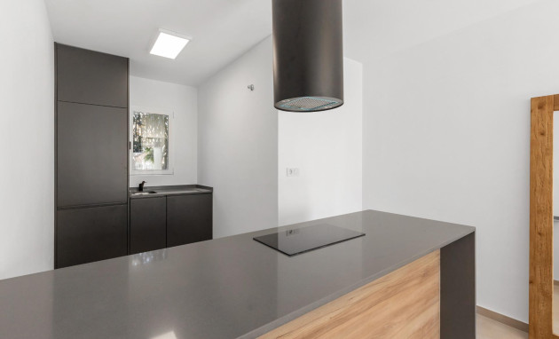 Lange Termijn Verhuur - Bungalow - Gelijkvloers - Torrevieja - Zona los Frutales