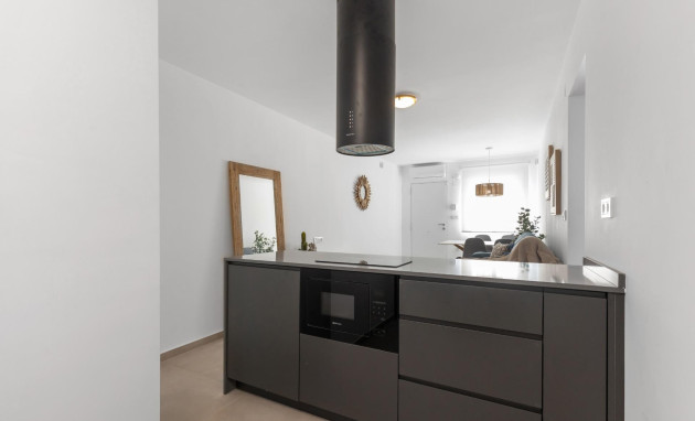 Lange Termijn Verhuur - Bungalow - Gelijkvloers - Torrevieja - Zona los Frutales