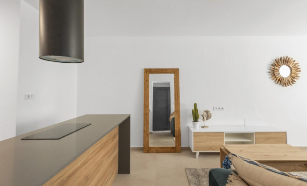 Lange Termijn Verhuur - Bungalow - Gelijkvloers - Torrevieja - Zona los Frutales