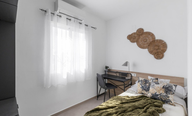 Lange Termijn Verhuur - Bungalow - Gelijkvloers - Torrevieja - Zona los Frutales